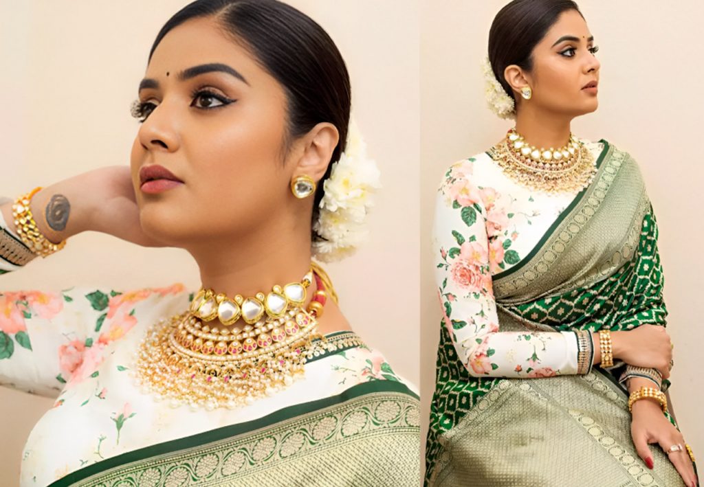 Floral Pattern Blouse Design
